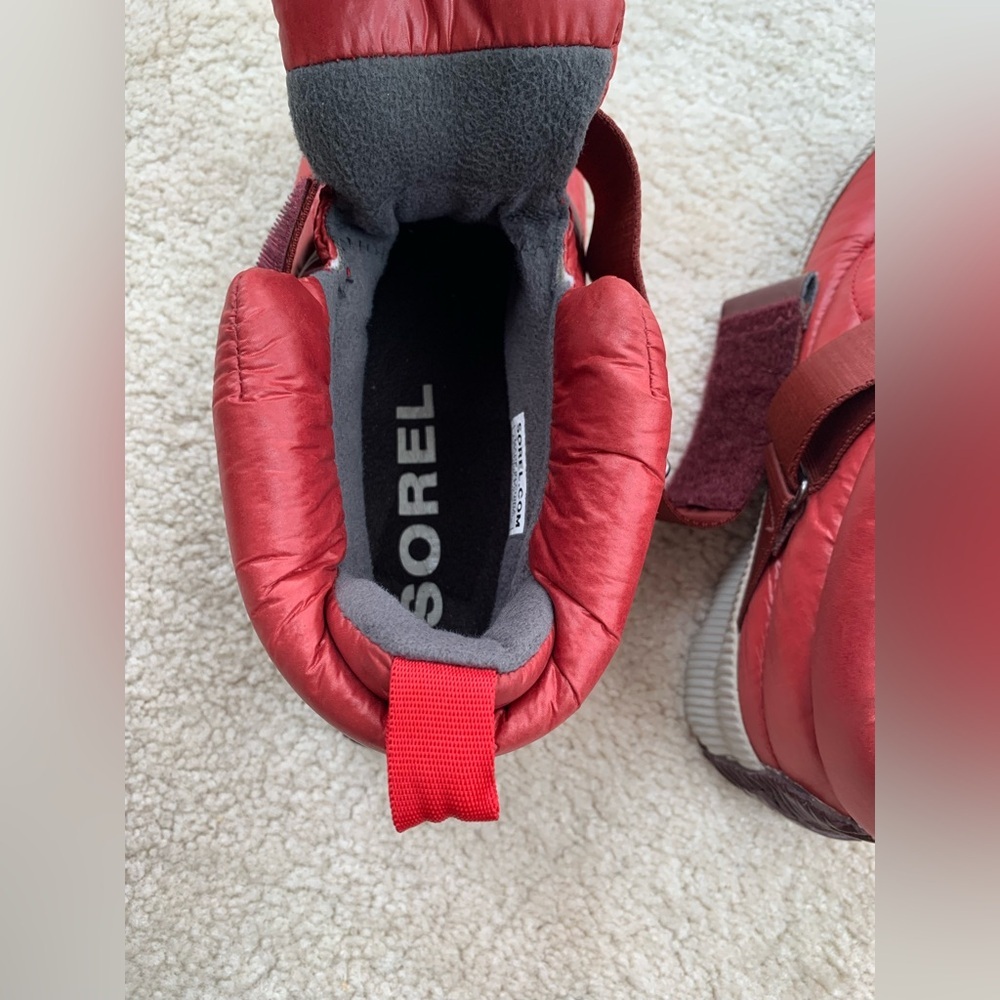 Sorel Womens Size 6.5 Out N About Red Puffy Strap Snow Boots Sneakers Dahlia Red - Picture 7 of 12